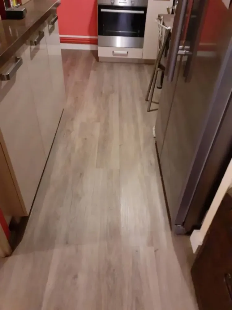 Revêtement de sol souple cuisinewebp