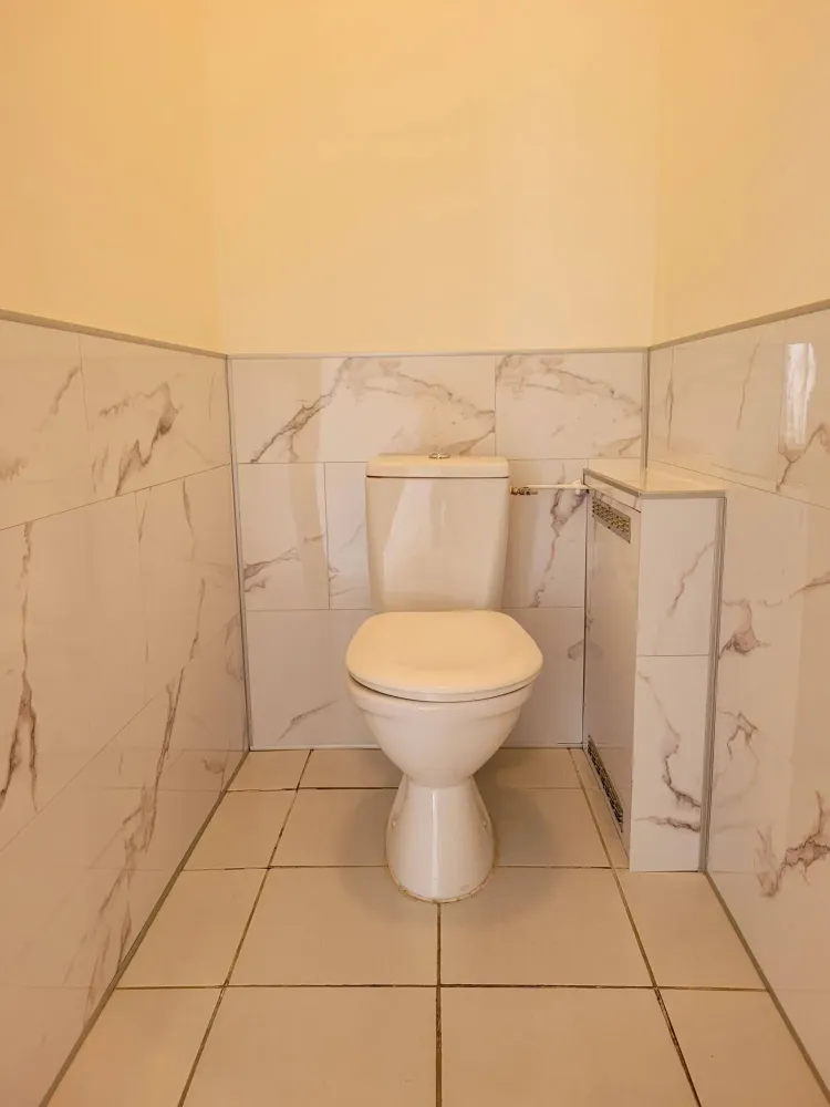 Peinture de salle de bain près de  Auzat-la-Combelle